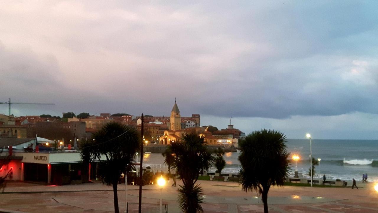Apartament Apartamento La Escalerona Con Vistas Al Mar Gijón Zewnętrze zdjęcie